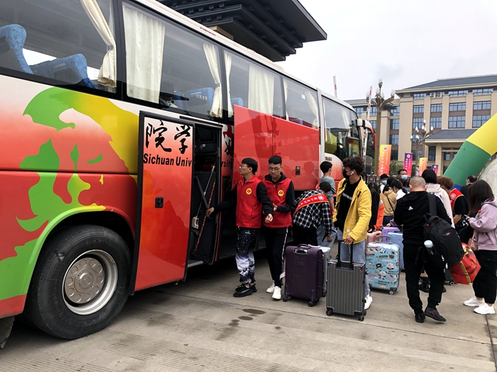 \\tsclient\E\1008迎新3.jpg \\tsclient\E\1008迎新3.jpg
