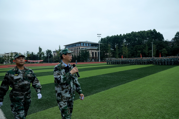 \\tsclient\E\0926军训汇报22.jpg \\tsclient\E\0926军训汇报22.jpg