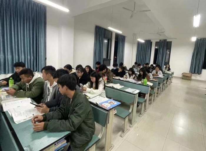 C:\Users\Administrator\Desktop\图片4.jpg C:\Users\Administrator\Desktop\图片4.jpg