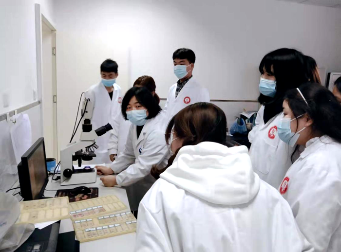C:\Users\remoteapp\Pictures\医技学院\见习4.png C:\Users\remoteapp\Pictures\医技学院\见习4.png