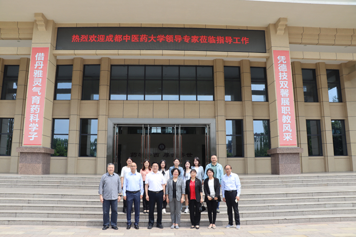 图片 1.jpg 图片 1.jpg