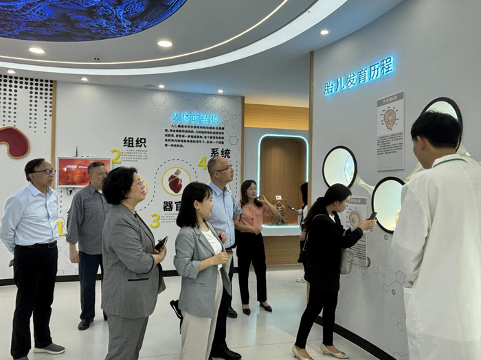 图片 4.jpg 图片 4.jpg