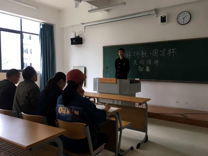 \\tsclient\E\1011公共教研部.jpg \\tsclient\E\1011公共教研部.jpg