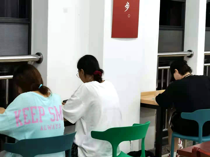 C:\Users\remoteapp\Pictures\护理学院\读书日2.png C:\Users\remoteapp\Pictures\护理学院\读书日2.png